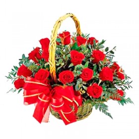 Canastillo Mediano de 24 Rosas Rojas
