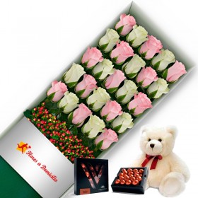 OFERTA CAJA DE 24 ROSAS ROSADAS Y BLANCAS MAS PELUCHE Y CHOCOLATE GRAGEA