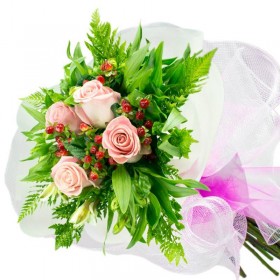 RAMO 4 ROSAS ROSADAS