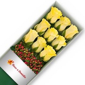 CAJA 9 ROSAS AMARILLAS