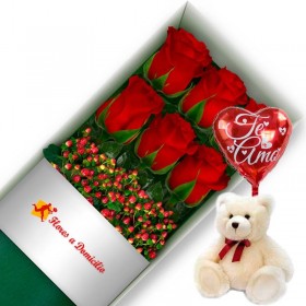 Caja de 6 Rosas Rojas con Globo y Peluche