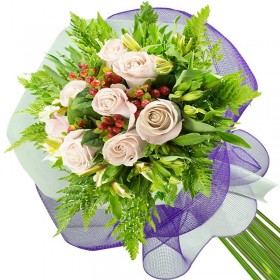 Ramo 8 Rosas Blancas