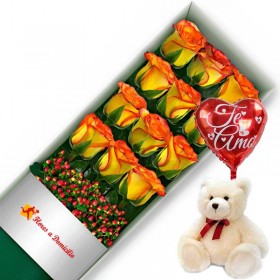 OFERTA DE CAJA CON 12 ROSAS CIRCUS + PELUCHE Y GLOBO TE AMO